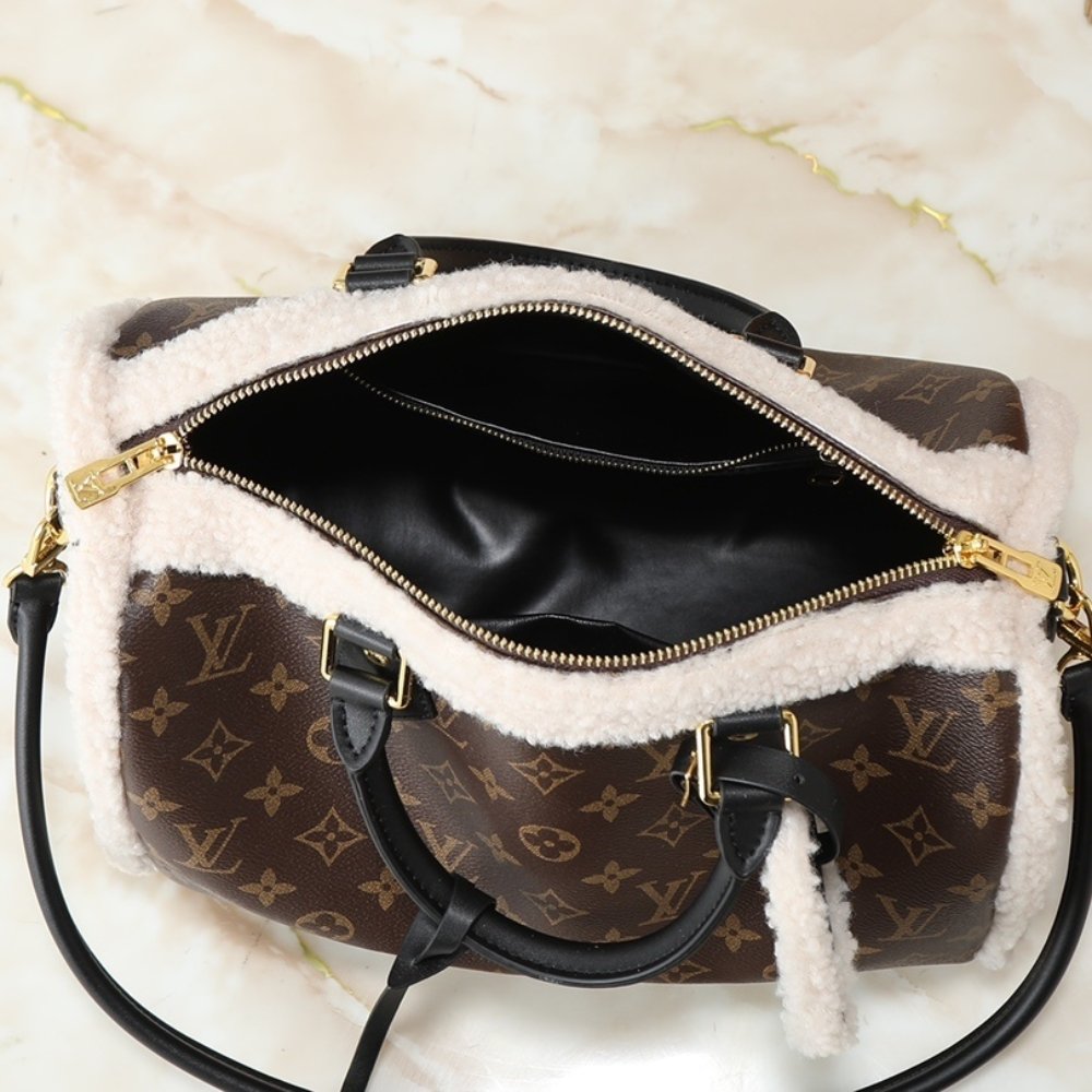 L0vis Vvtt0n Speedy Soft 30 Teddy Monogram Brown 30Cm M26326