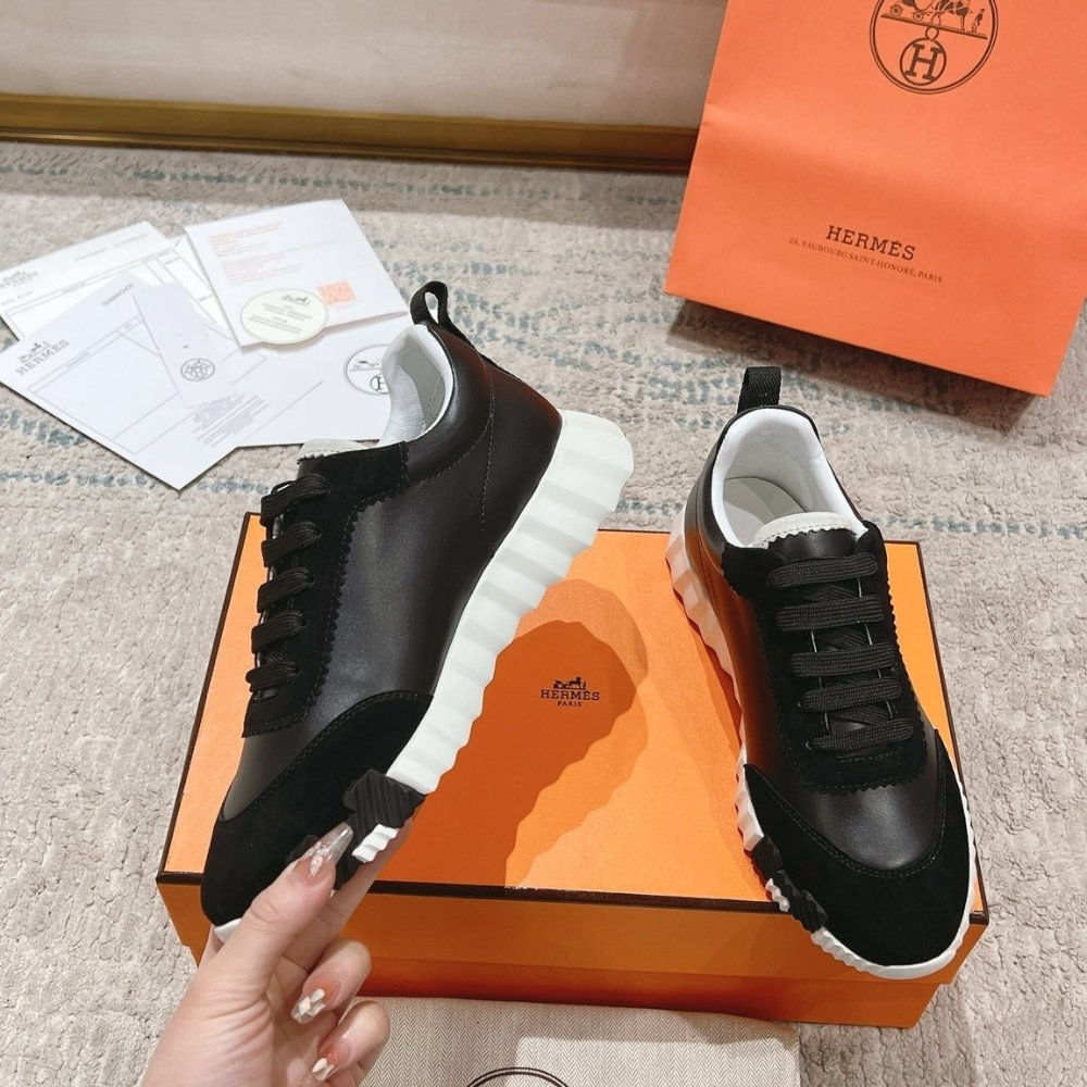 H**me5 Bouncing Sneaker Black And White H221898Zh01400