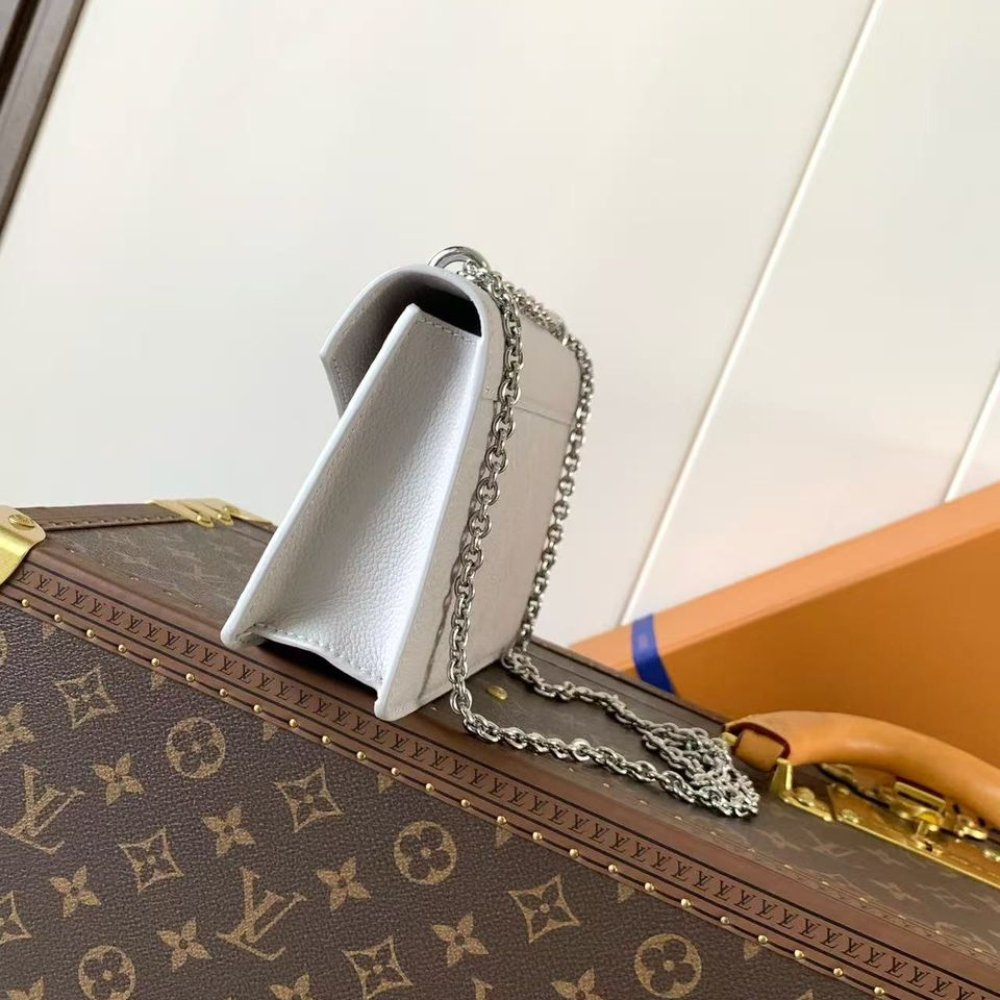 [S*per Vip 1:1] L0vis Vvtt0n Wallet On Chain Rosy Brume Gray 19Cm M13570