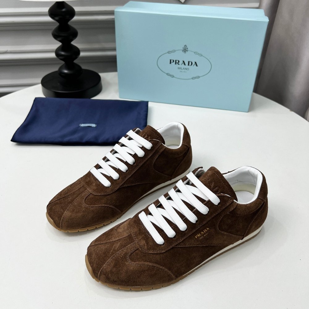 Pra*a Suede Sneakers Dark Brown 1E152O 054 F0324 F 020