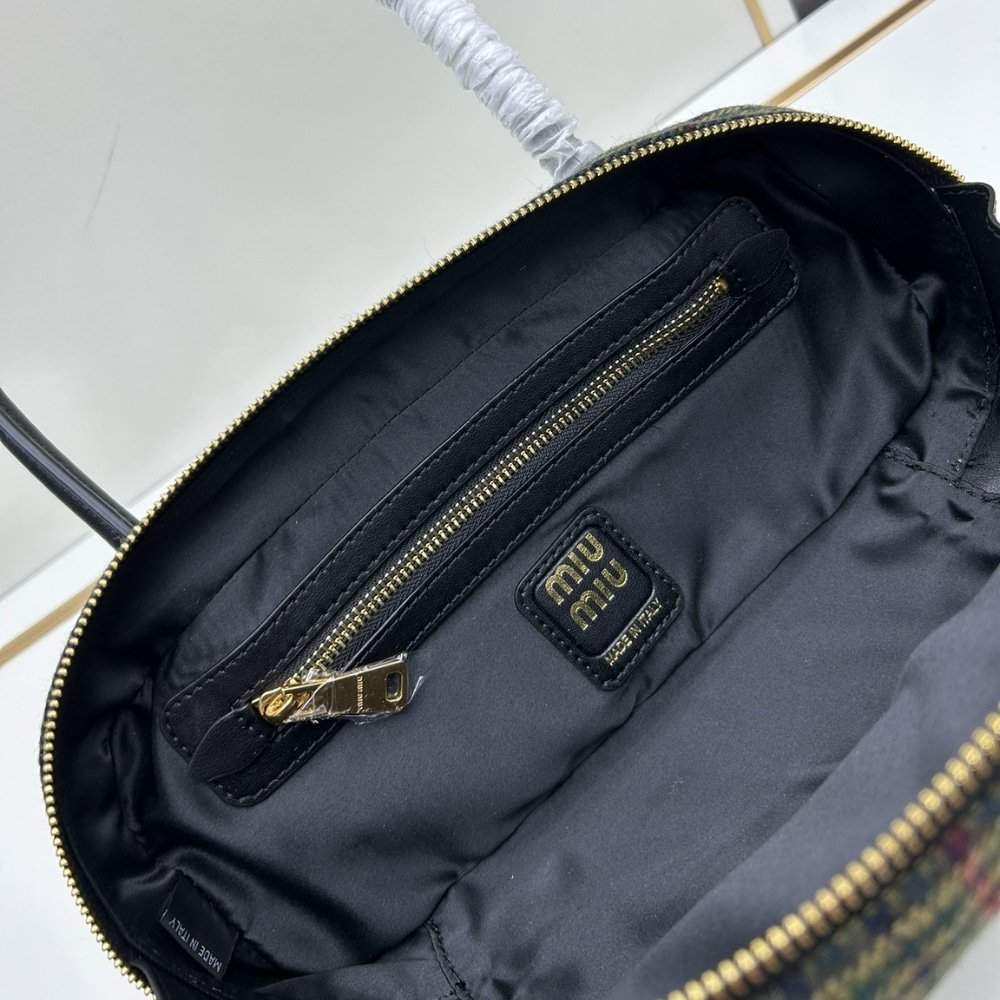 Miu Miu Beau Top Handle Tratan Bag Green 28Cm 5Bb173 2Du5 F0466 V Owh
