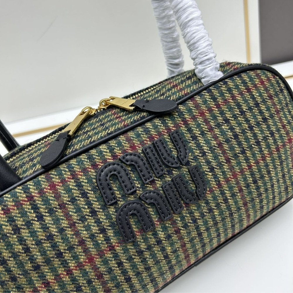 Miu Miu Beau Top Handle Tratan Bag Green 28Cm 5Bb173 2Du5 F0466 V Owh