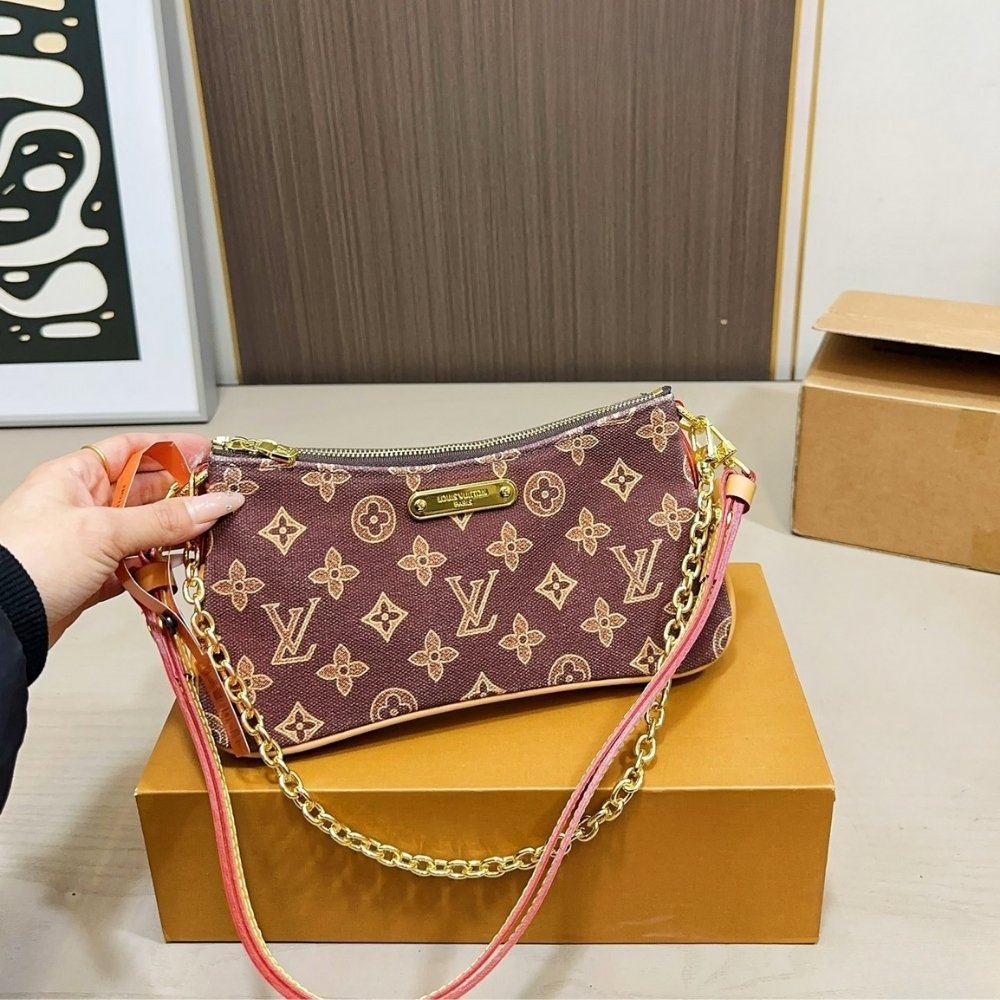 L0vis Vvtt0n Pochette Liv Monogram Origine Light Brown 24Cm