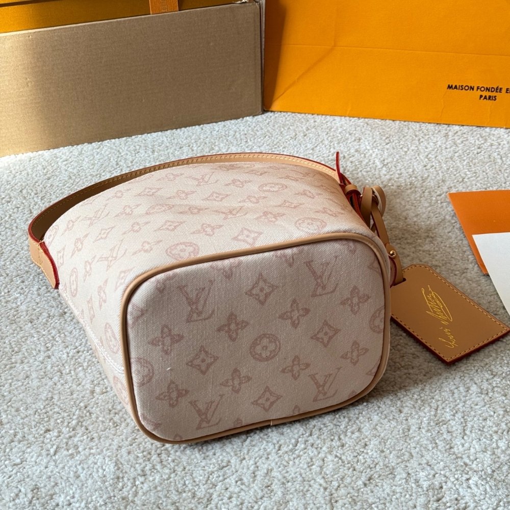 L0vis Vvtt0n All In BB Monogram Origine Lin 19Cm M28335