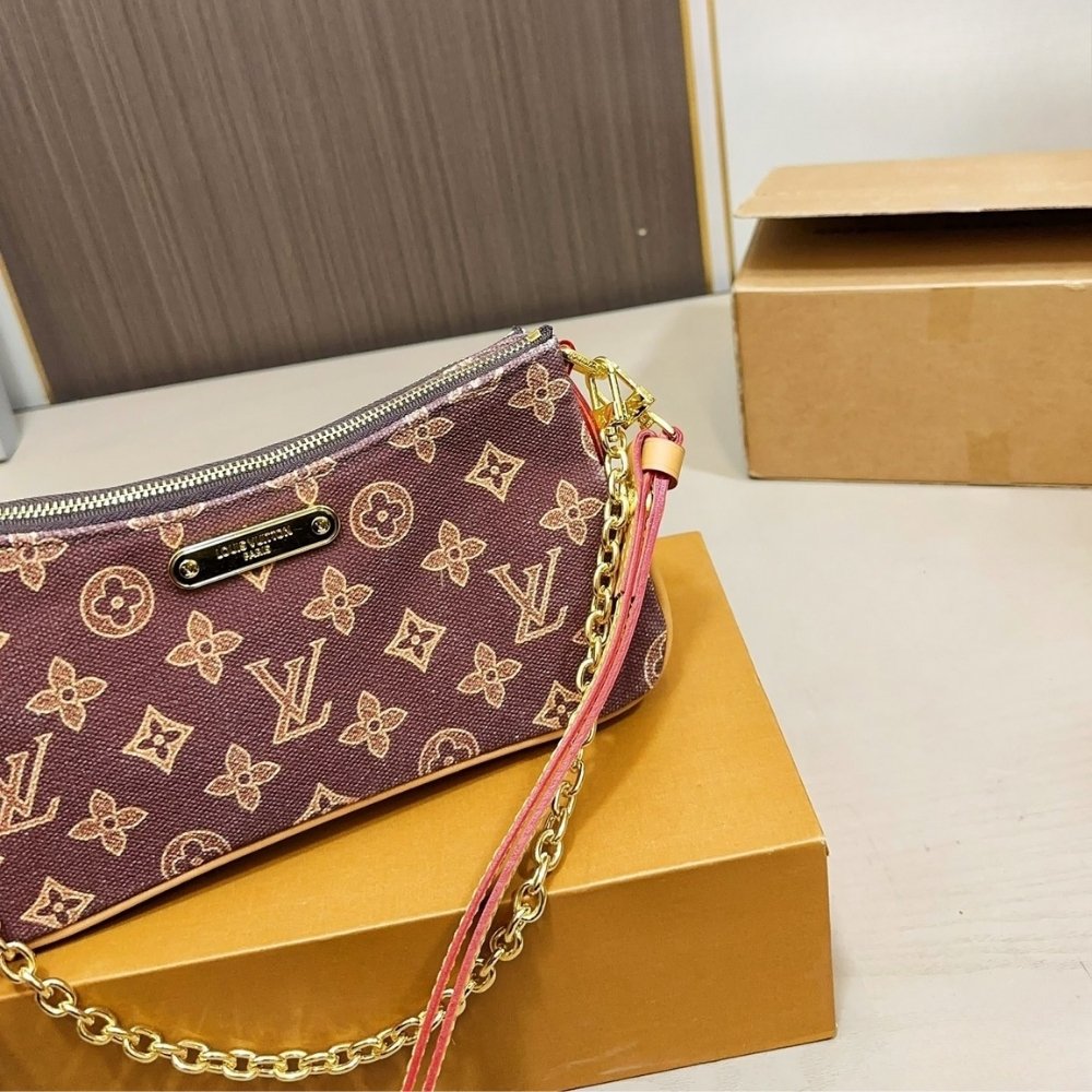 L0vis Vvtt0n Pochette Liv Monogram Origine Light Brown 24Cm