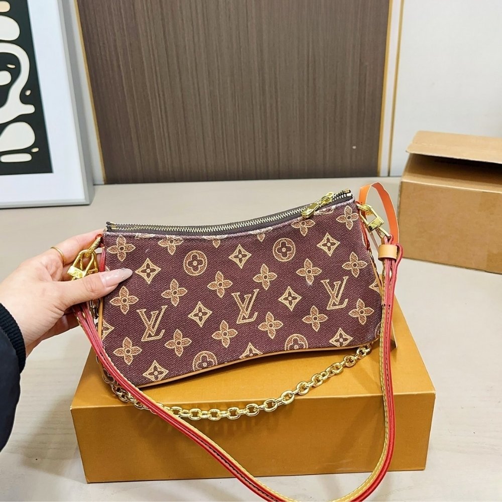 L0vis Vvtt0n Pochette Liv Monogram Origine Light Brown 24Cm