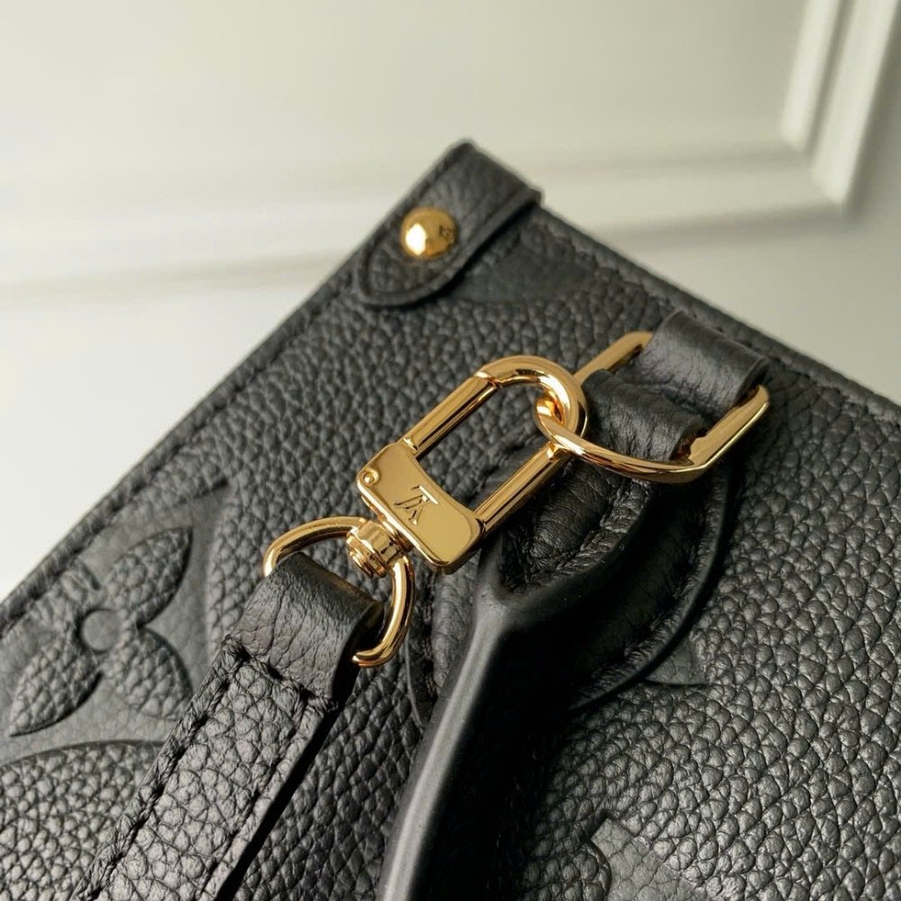 L0vis Vvtt0n Onthego BB Monogram Empreinte Black 18Cm M46993