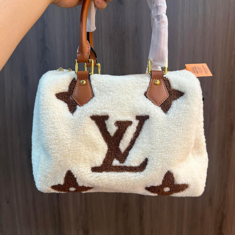 L0vis Vvtt0n Lv Ski Speedy Bandoulière 25 White 25Cm M23468