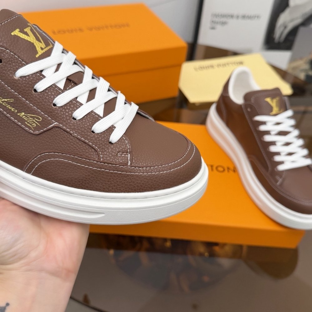 L0vis Vvtt0n Beverly Hills Sneaker Brown 1AJ871
