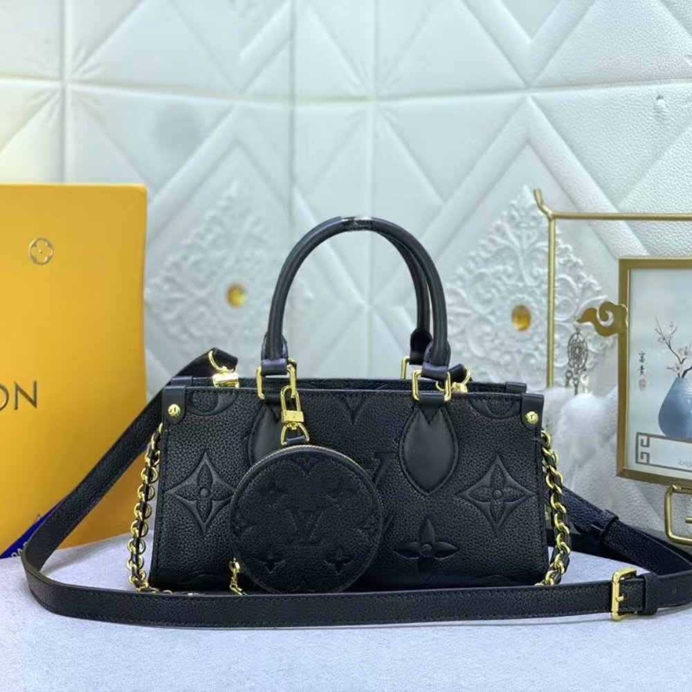 L0vis Vvtt0n Onthego East West Bag Black 25Cm M23640