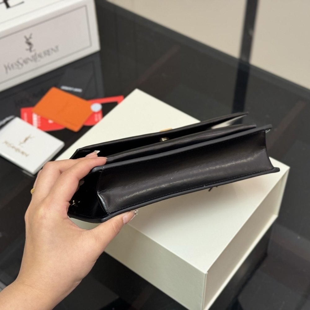 Sa1nt Lau*nt Sunset Clutch Black Leather 22Cm 8109970SX0W 1000