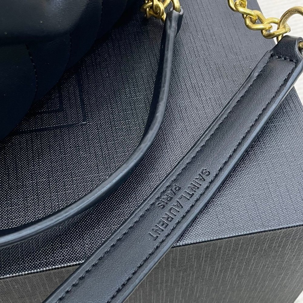 Sa1nt Lau*nt Loulou Medium Chain Bag In Matelassé Y Leather Black Gold 26Cm