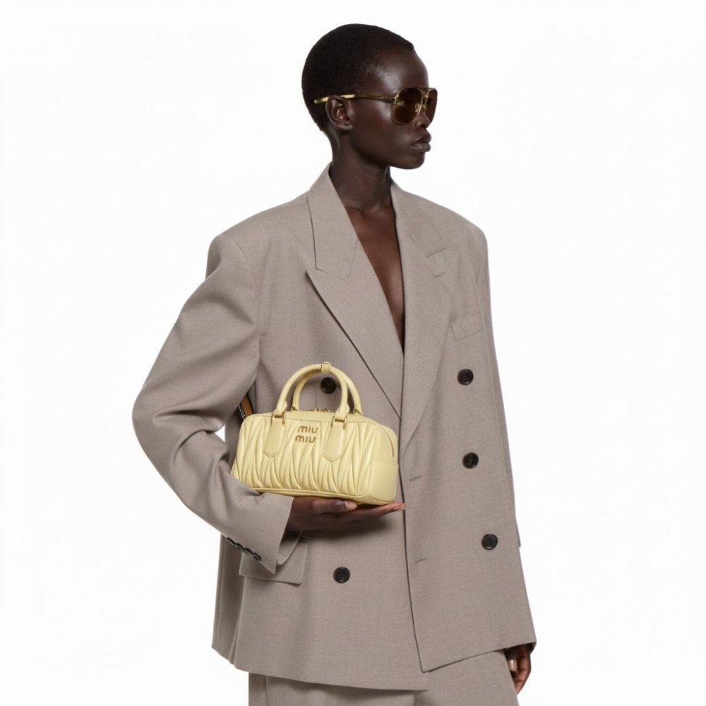 Miu Miu Arcadie Matelassé Nappa Leather Bag Light Yellow 23Cm 5BP088 AN88 F0K57 V OOO