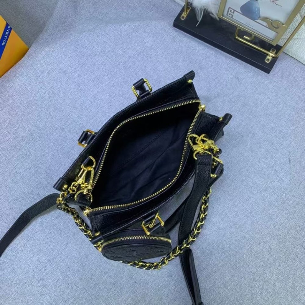 L0vis Vvtt0n Onthego East West Bag Black 25Cm M23640