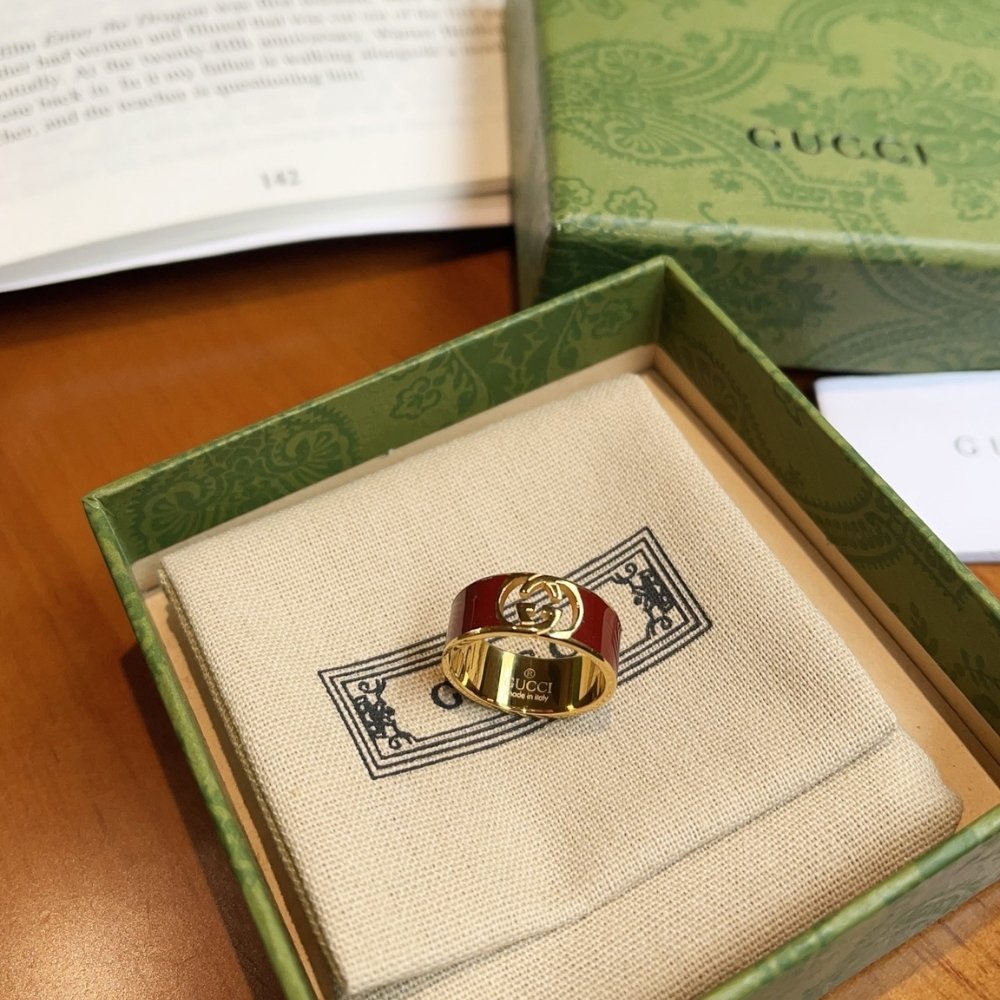Set Gvc*1 Cuff Bracelet And Ring Interlocking Enamel Red Gold Tone