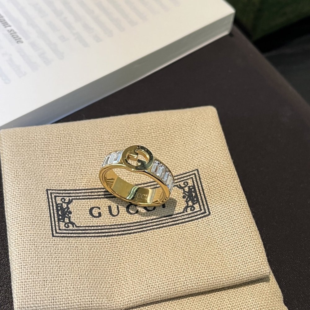 Gvc*1 Blondie Wide Crystal Ring Gold 837231 JAAHV 8062