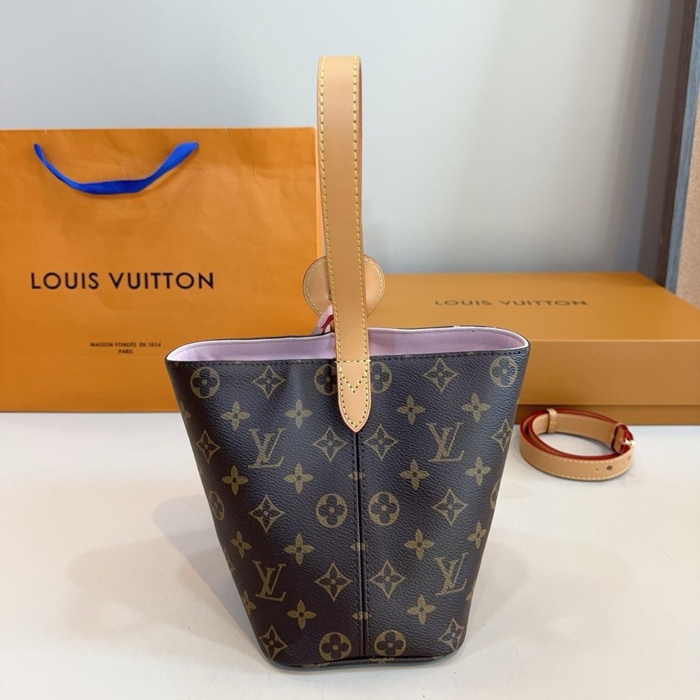 L0vis Vvtt0n All in BB Monogram Brown 18Cm M26642