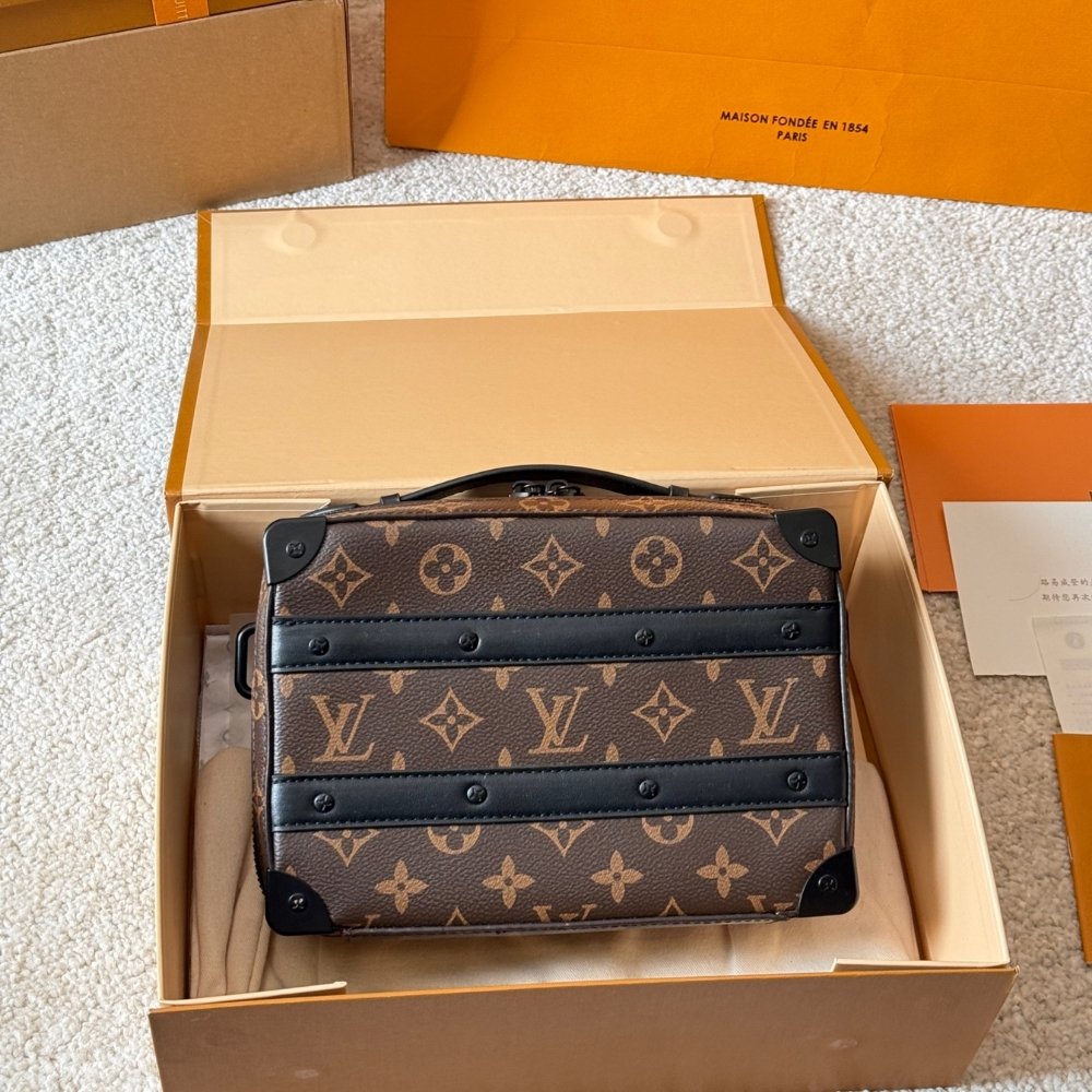 L0vis Vvtt0n Handle Soft Trunk Macassar Monogram Black 21Cm M45935