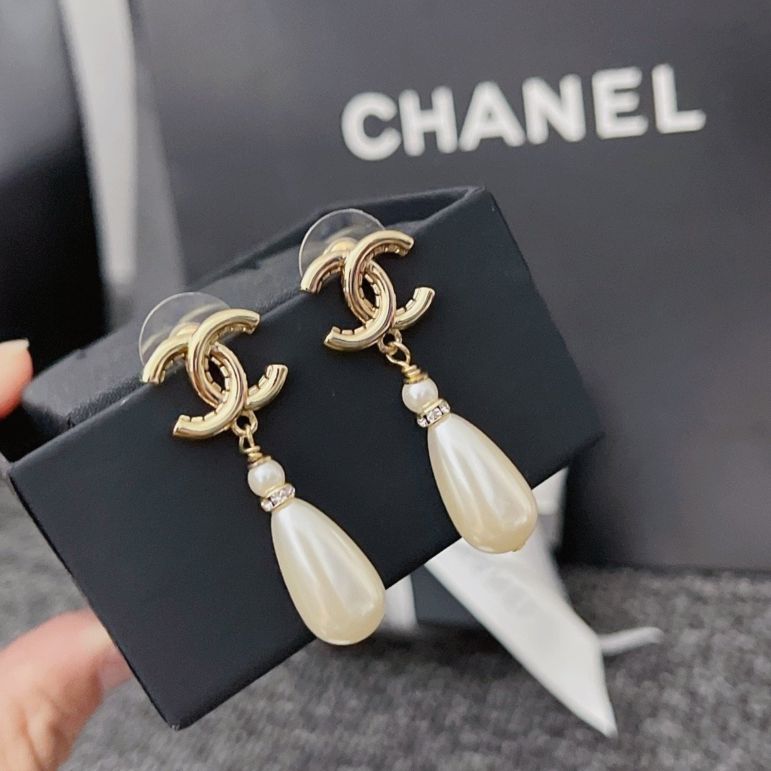 Ch**el Cc Pearl Drop Earrings A98327