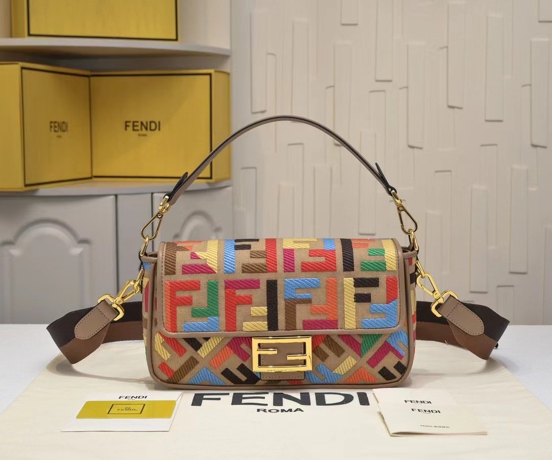 F**di Baguette Multicolor 8Br600Ahw7F18H2