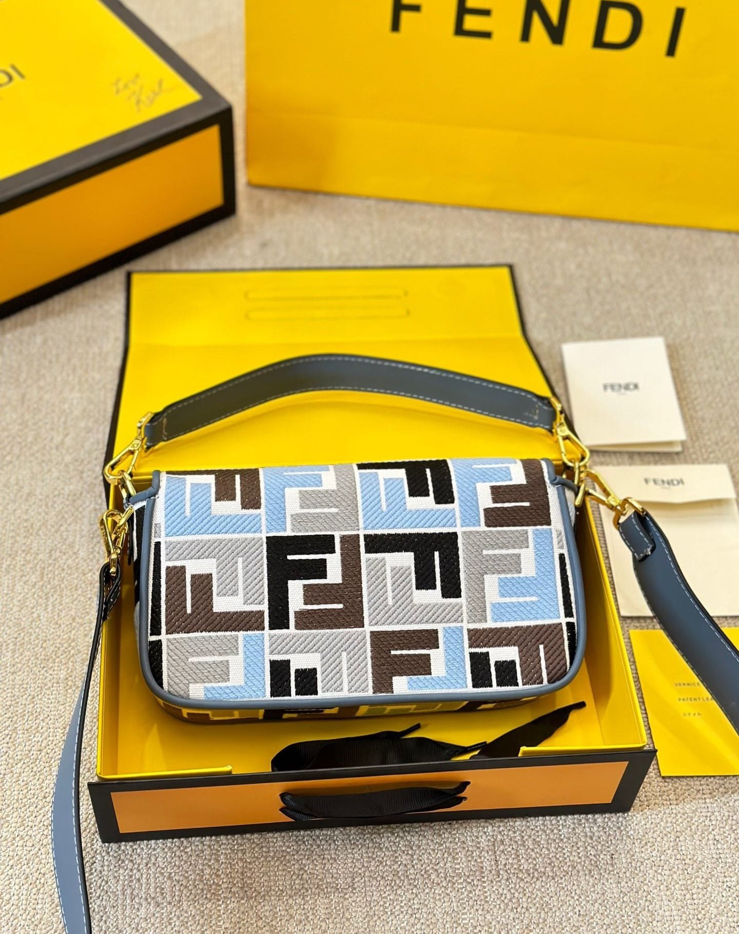 F**di Baguette Ff Embroidered Shoulder Bag Multicolor 26Cm