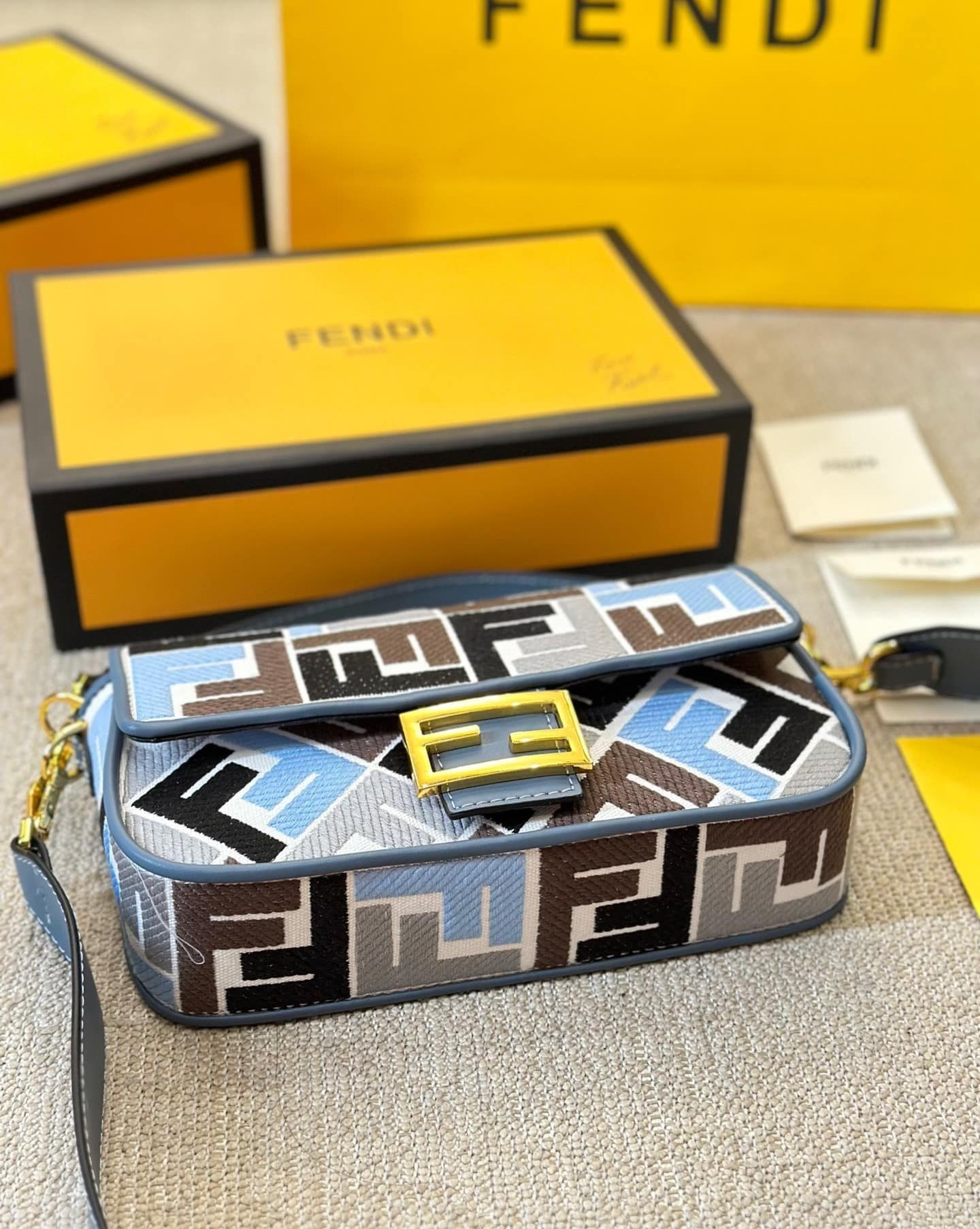 F**di Baguette Ff Embroidered Shoulder Bag Multicolor 26Cm