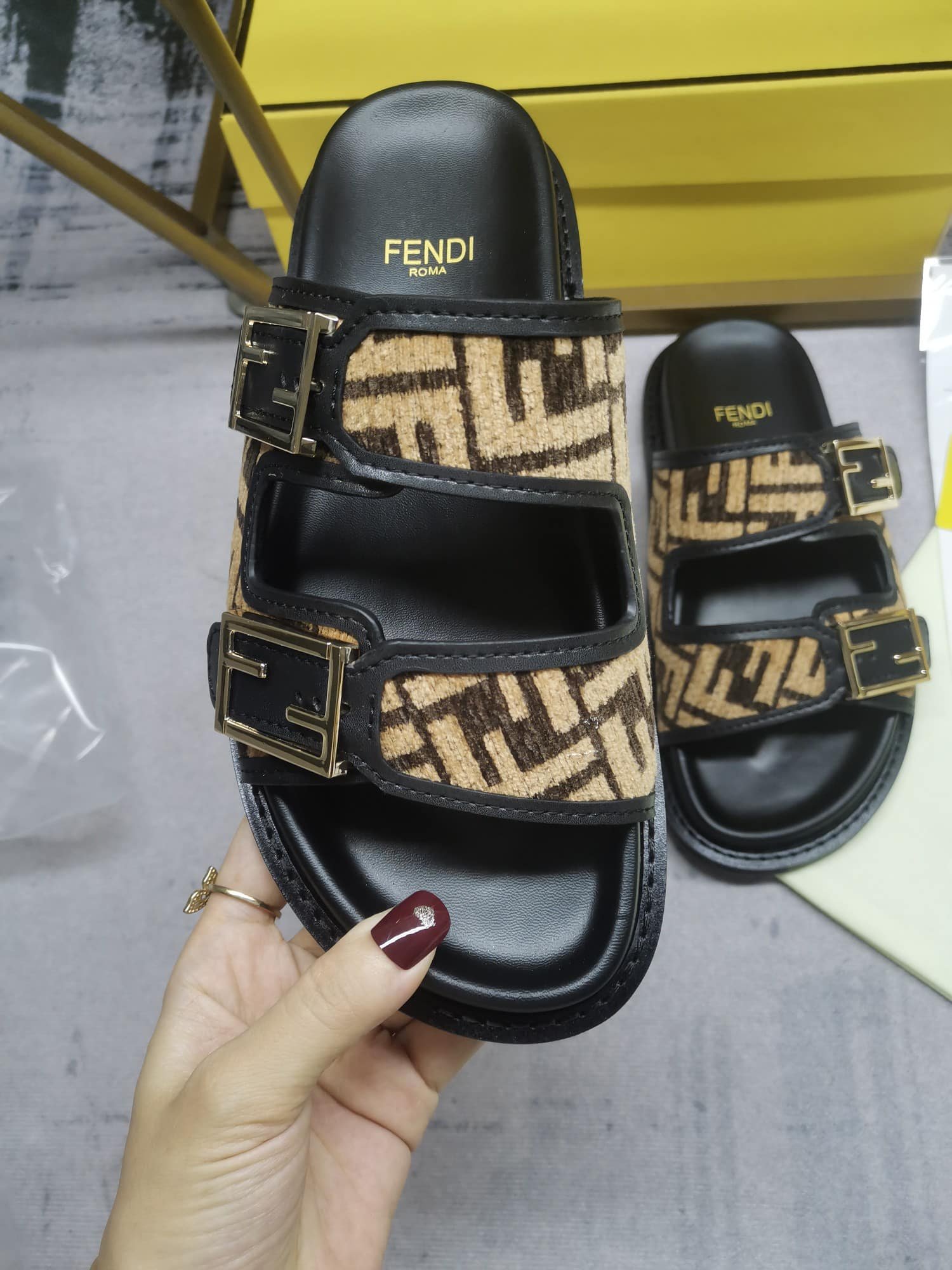 F**di Feel Ff Fabric Slides Black