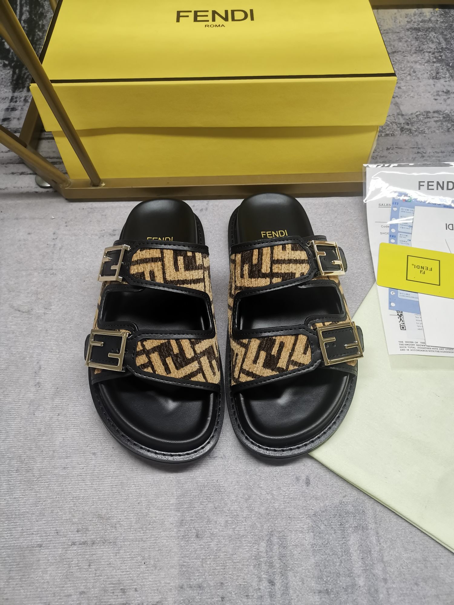 F**di Feel Ff Fabric Slides Black