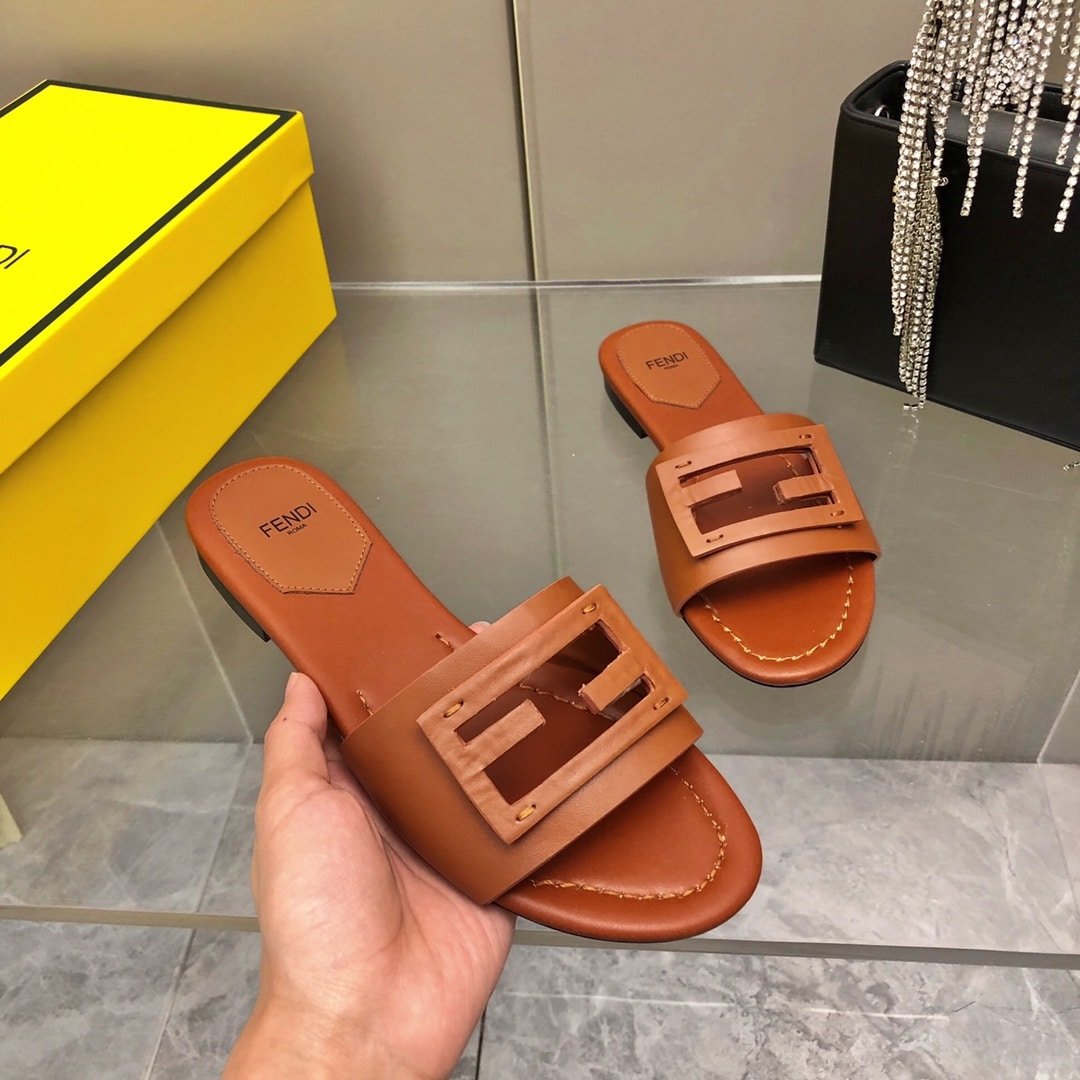 F**di Baguette Brown Leather Slides 8R8136Ae7Tf1C4R