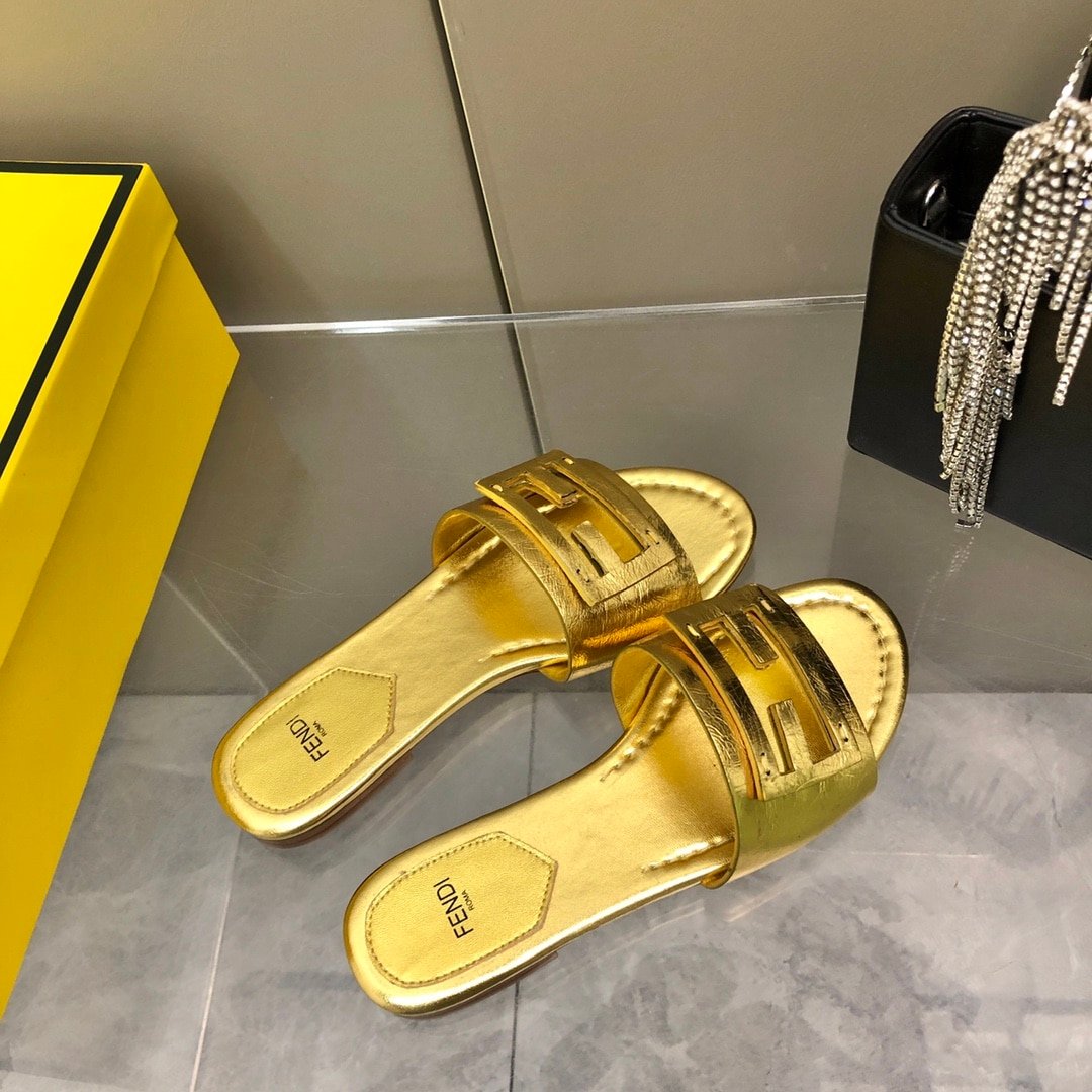 F**di Baguette Gold Nappa Leather Slides 8R8136Ai16F0Xv6