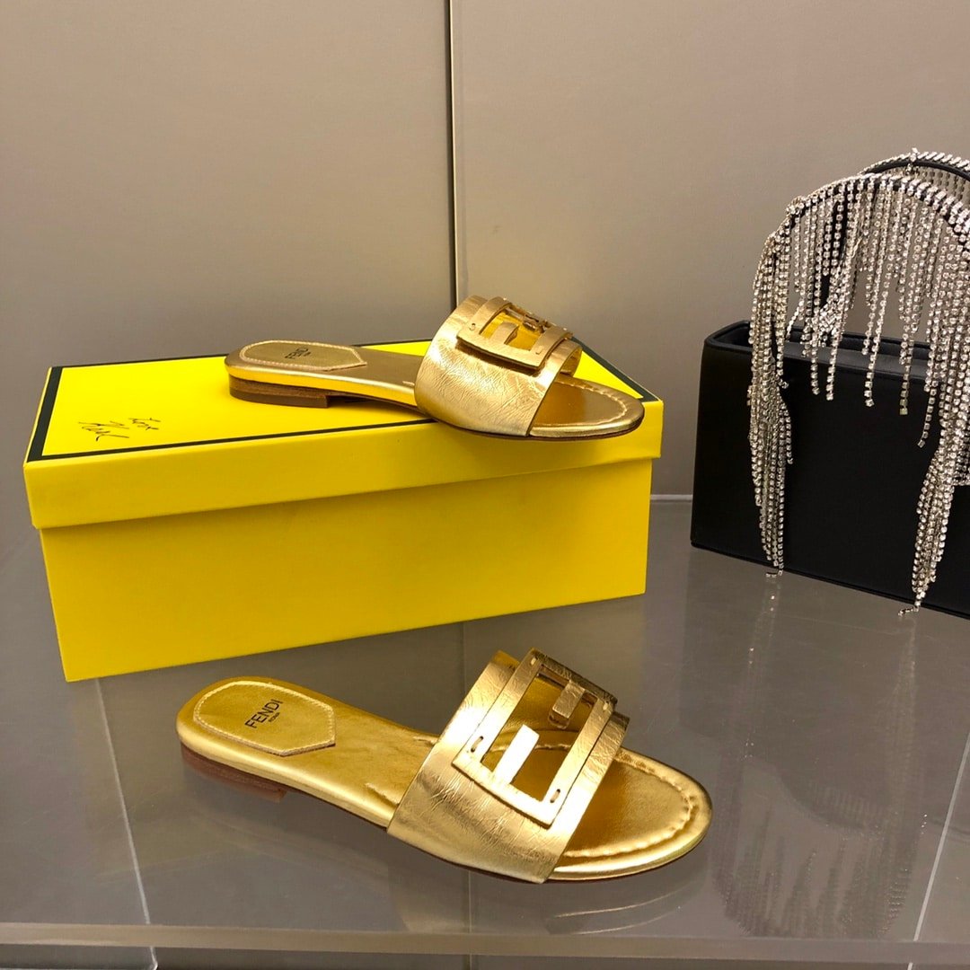 F**di Baguette Gold Nappa Leather Slides 8R8136Ai16F0Xv6