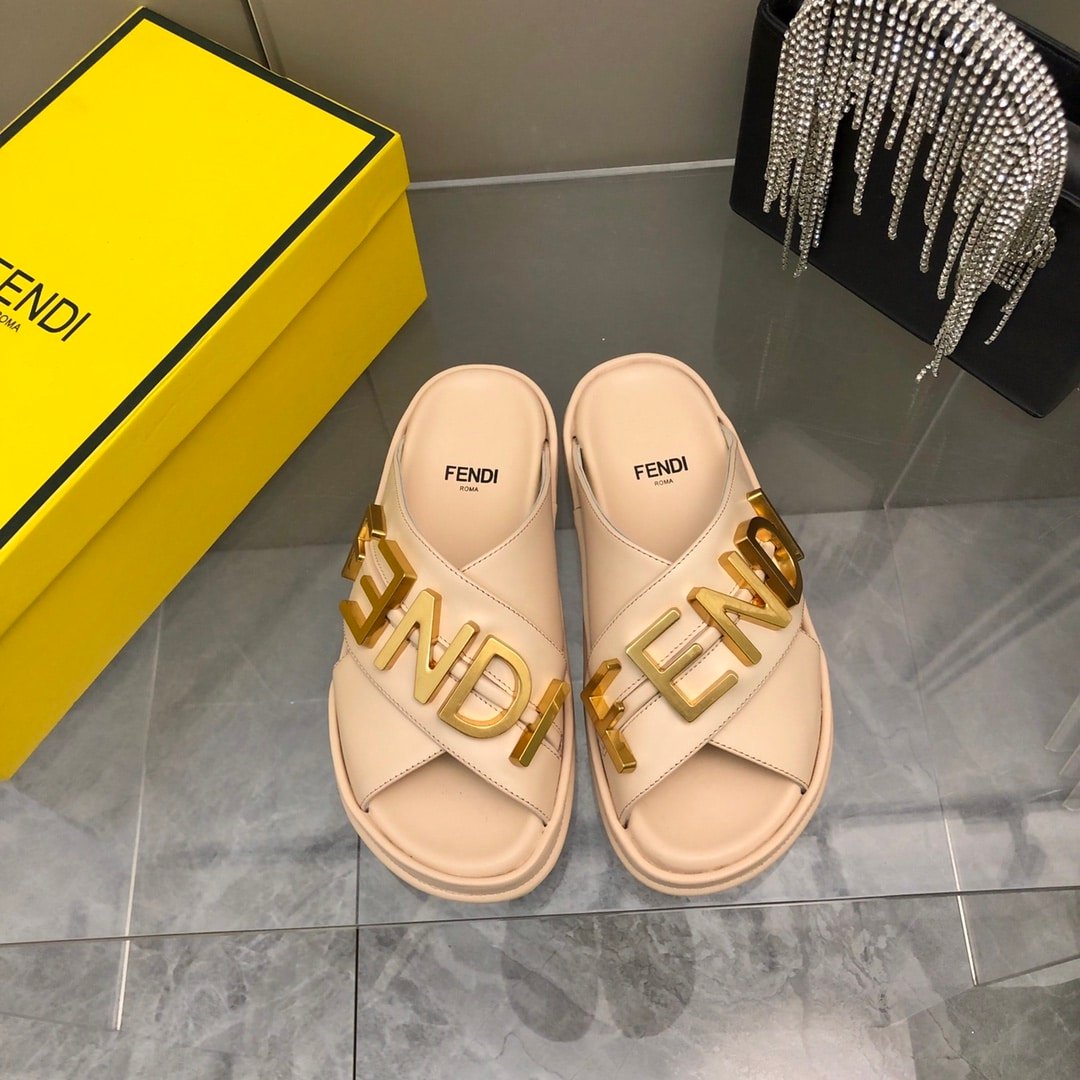 F**di F**digraphy Leather Slides Light Pink