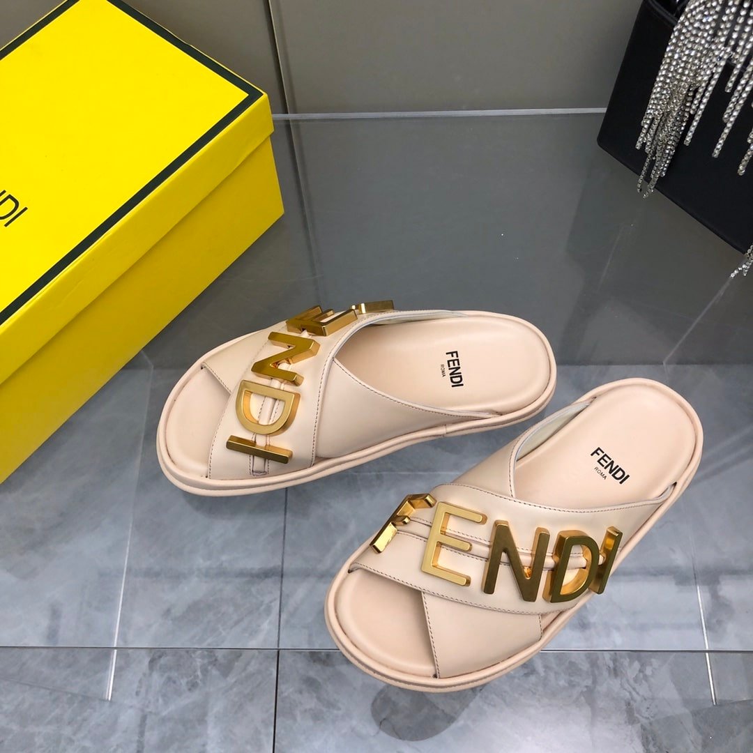 F**di F**digraphy Leather Slides Light Pink