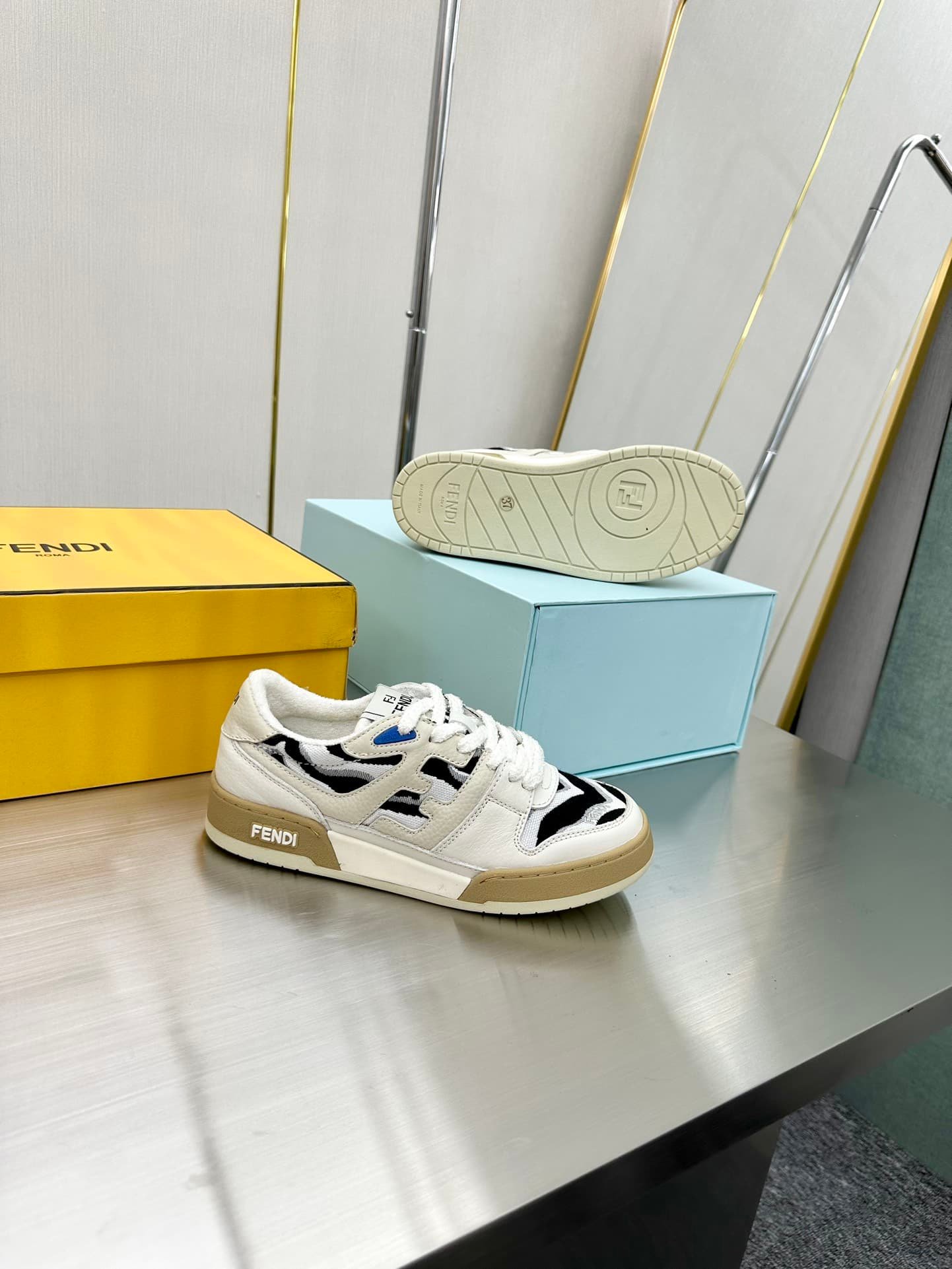 F**di Match Leather Low Tops White And Black