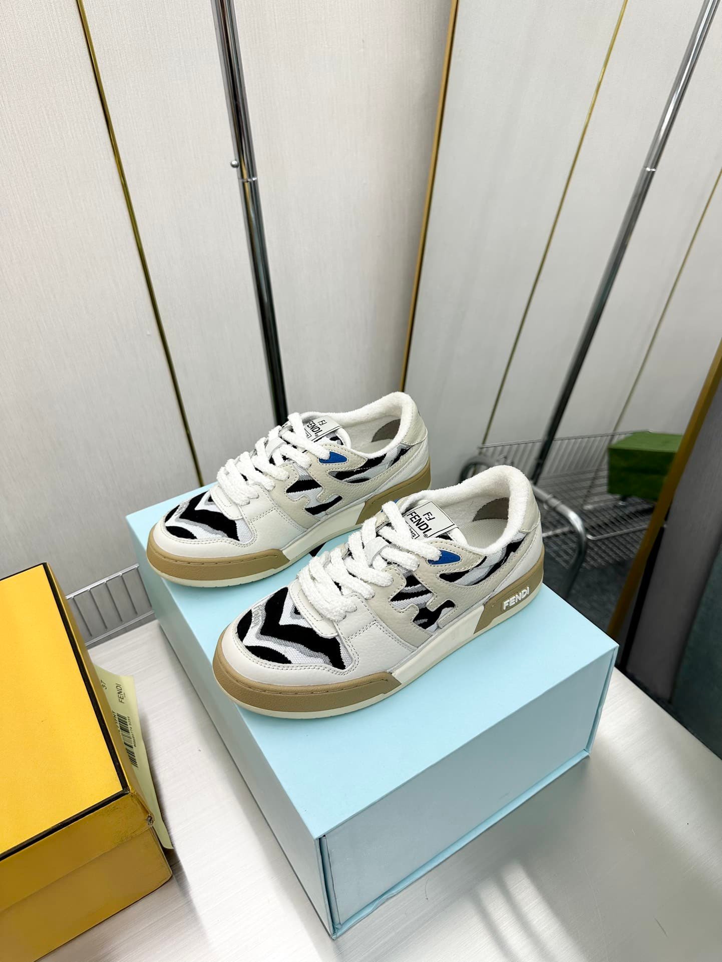 F**di Match Leather Low Tops White And Black