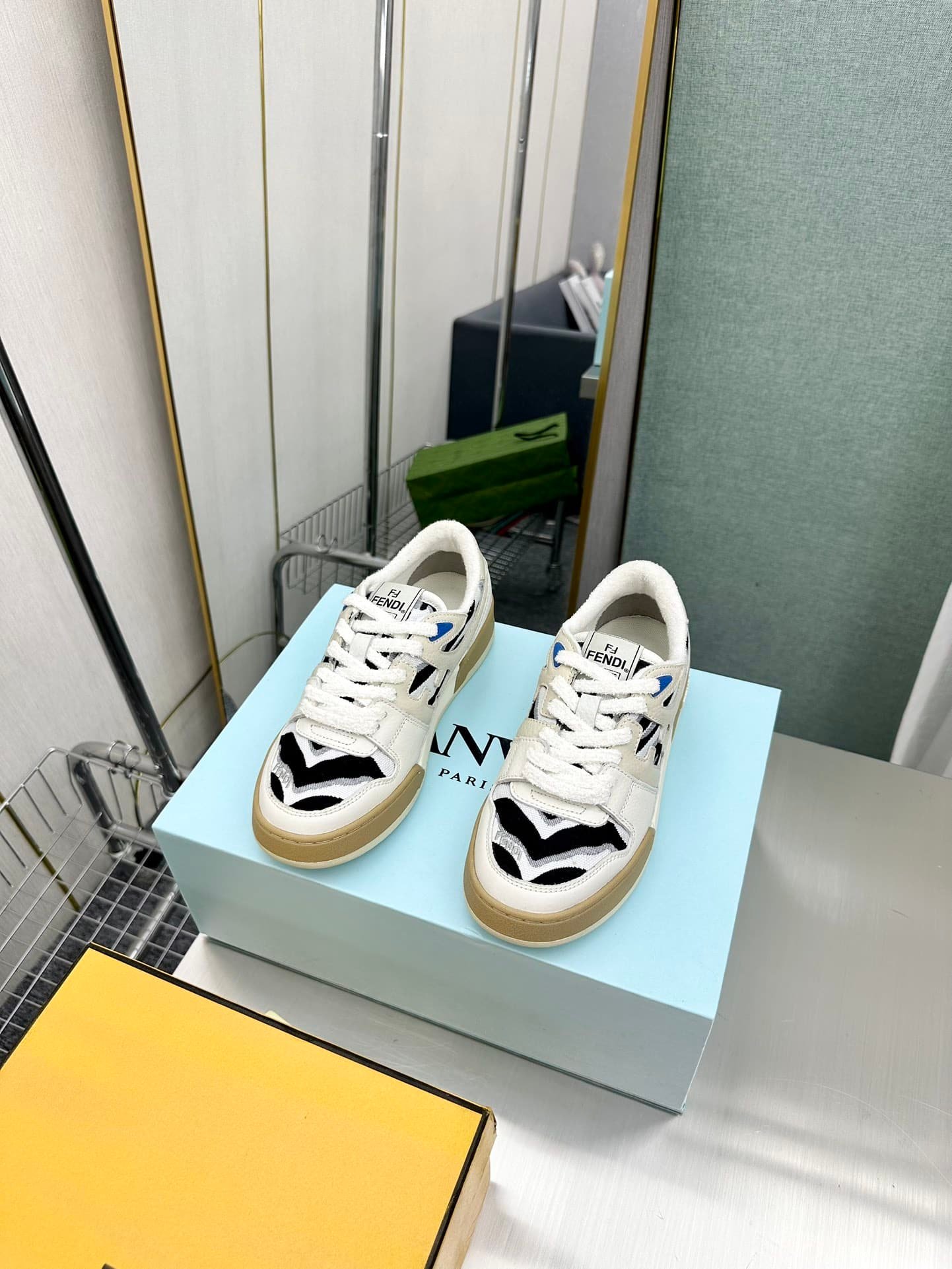 F**di Match Leather Low Tops White And Black