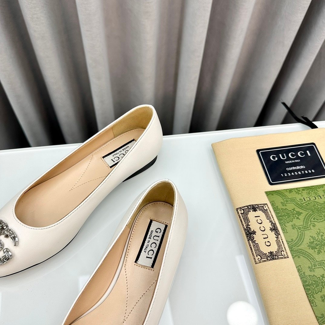 Gvc*1 Crystal Gg Women’S Ballet Flat White