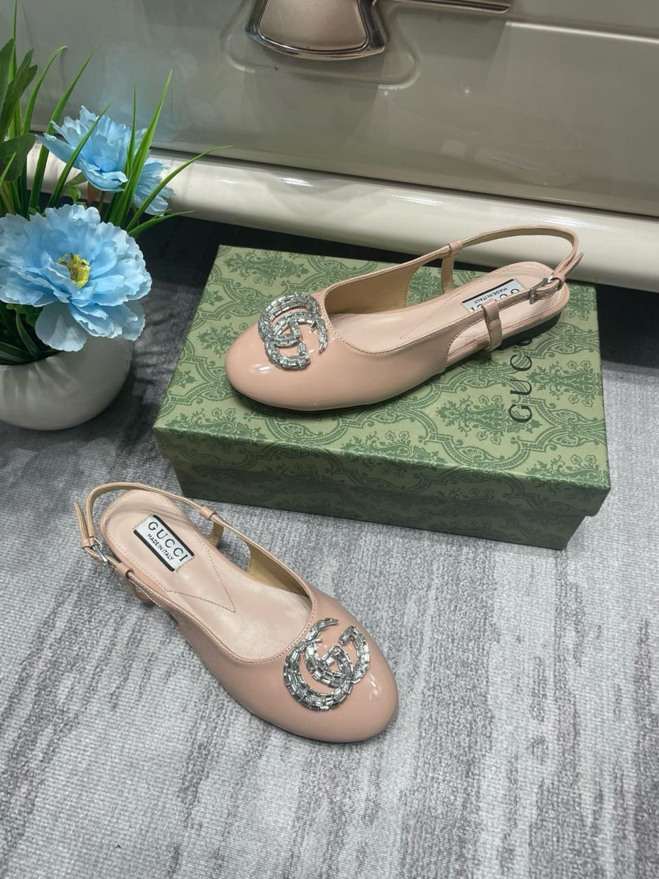 Gvc*1 Logo Embellished Slingback Flats Light Pink