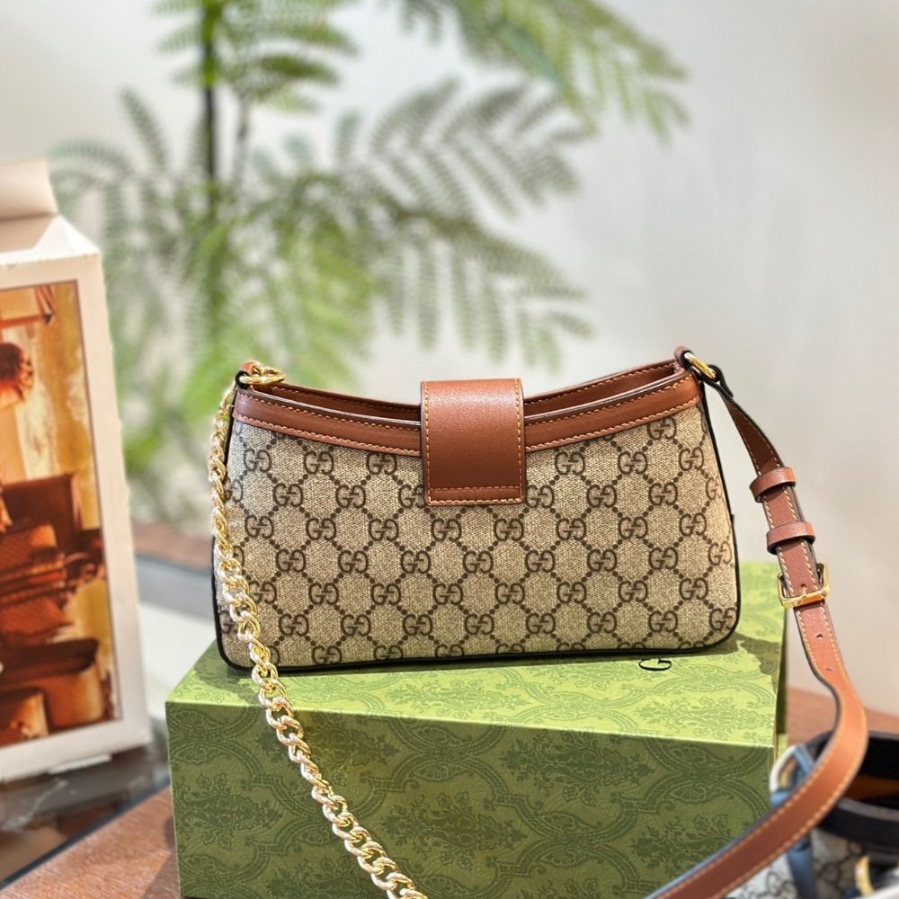 Gvc*1 Padlock Small Shoulder Bag Brown 25Cm 811705 Khnkg 8534