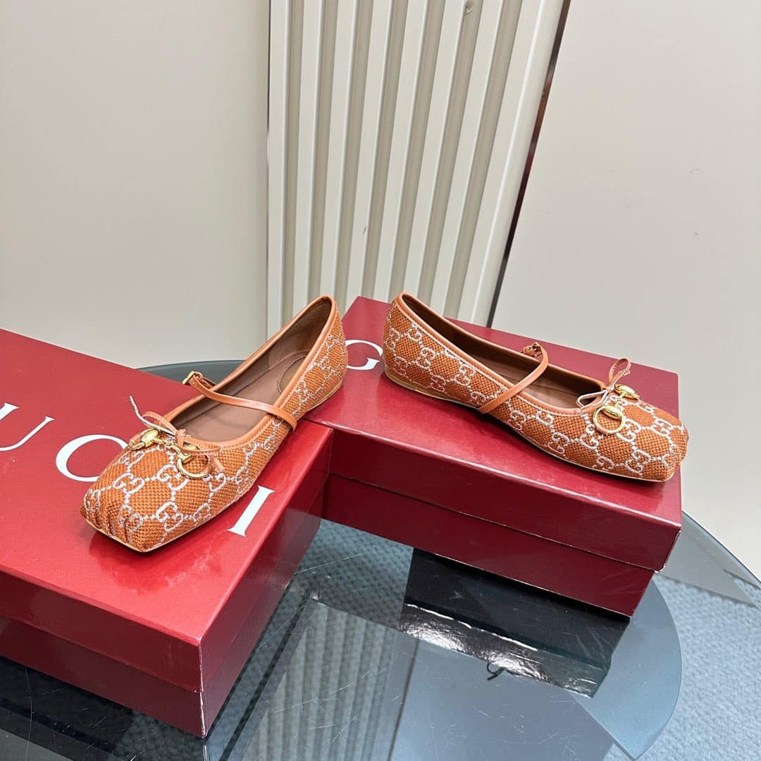 Gvc*1 Women’s Horsebit Ballet Flat Orange