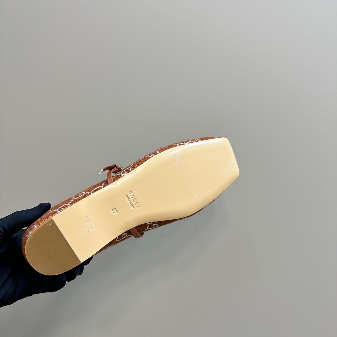 Gvc*1 Women’s Horsebit Ballet Flat Orange