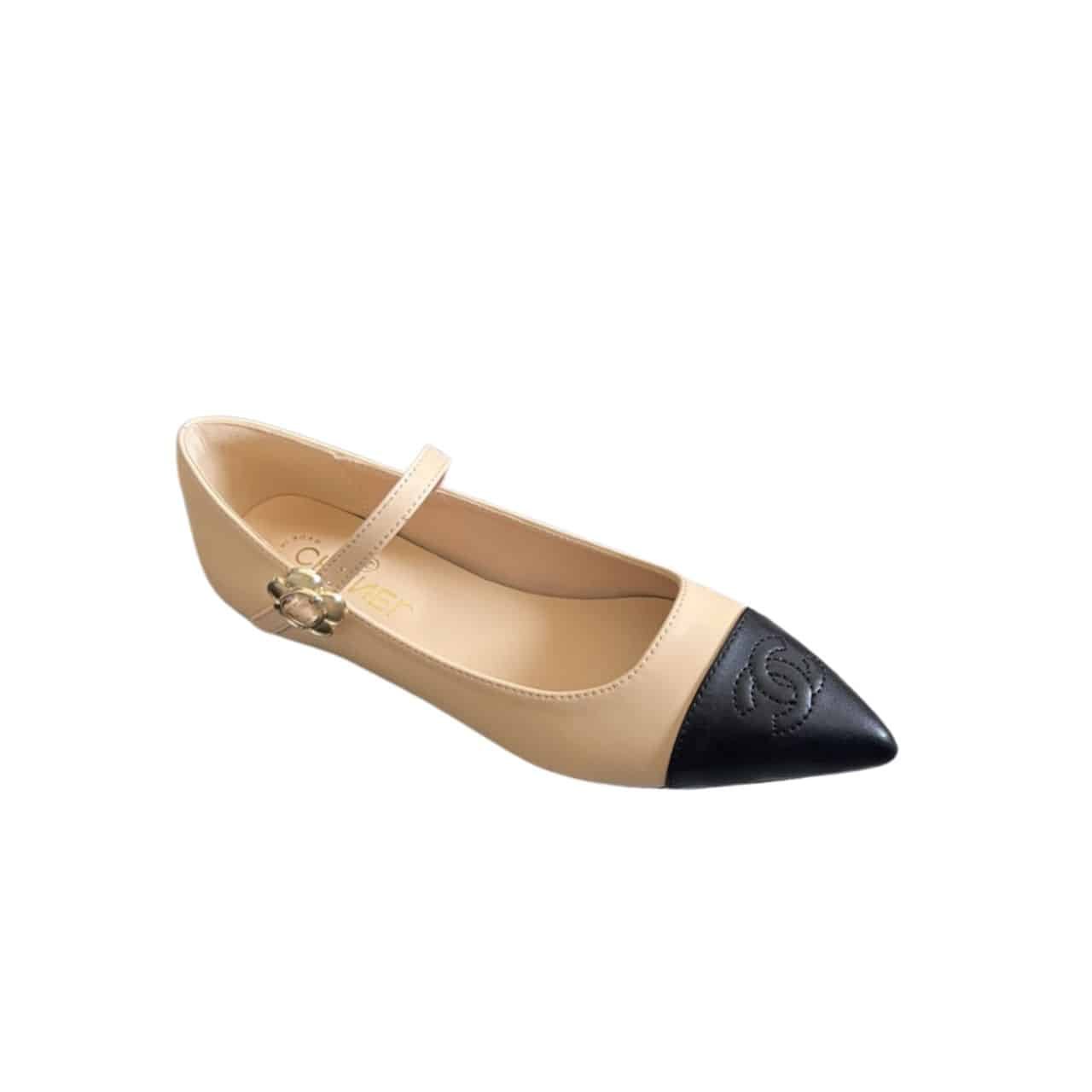 Ch**el Pointed Toe Doll Shoes With Gold Flower In Beige