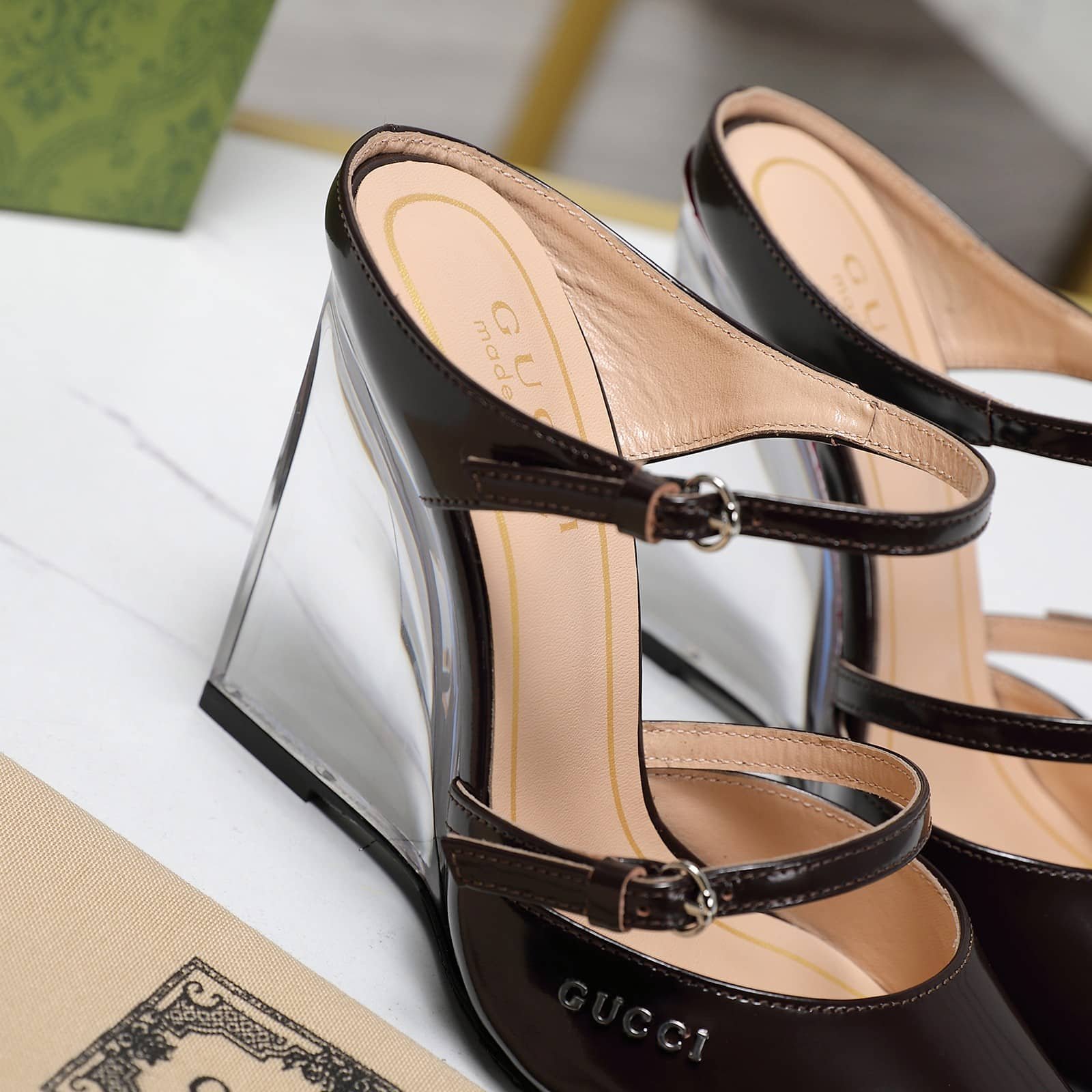 Gvc*1 Women’s Wedge Mule Black 827856 Clg00 1000