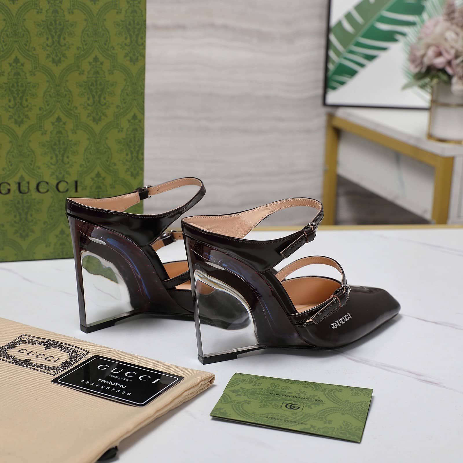 Gvc*1 Women’s Wedge Mule Black 827856 Clg00 1000