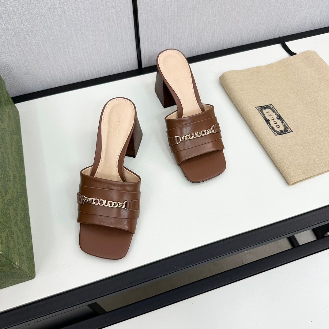 Gvc*1 Signoria Slide Sandal In Brown 786595 Aaboc 2176