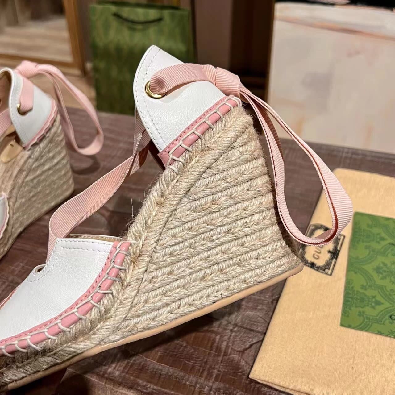 Gvc*1 Gg Canvas Wedge Espadrilles Pink