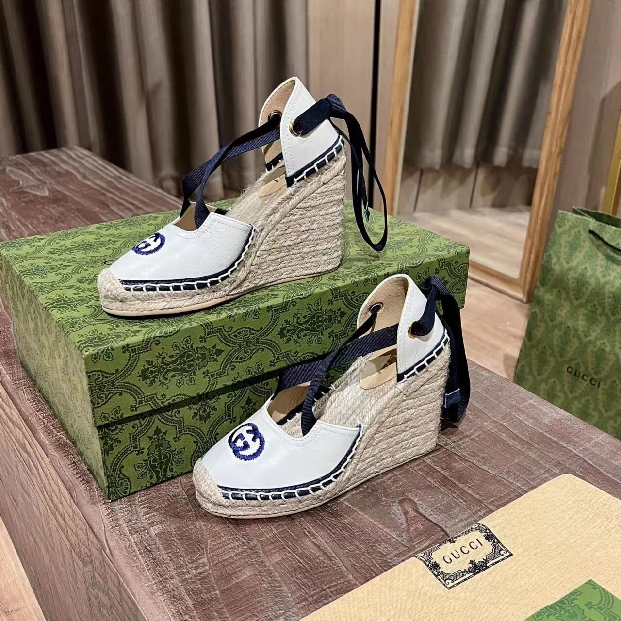 Gvc*1 Gg Canvas Wedge Espadrilles White