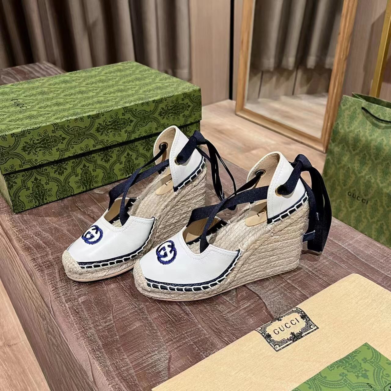 Gvc*1 Gg Canvas Wedge Espadrilles White