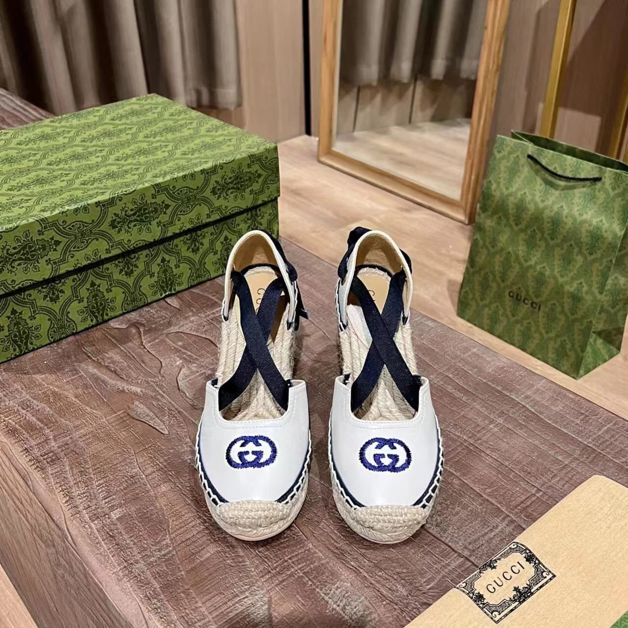Gvc*1 Gg Canvas Wedge Espadrilles White