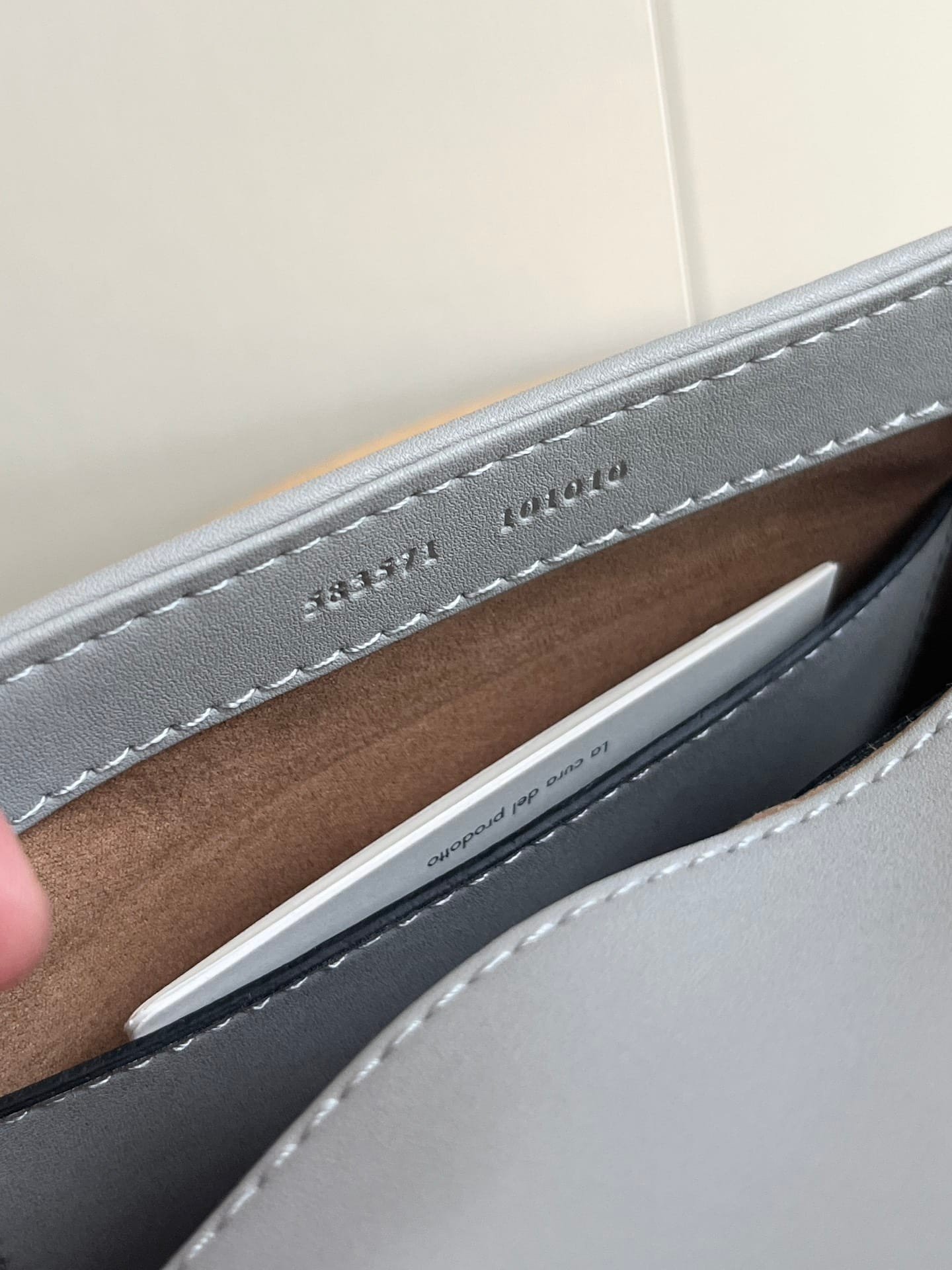 Gvc*1 Gg Marmont Matelassé Chevron Leather Mini Top Handle Bag Light Grey 21Cm 547260 Aabzc 1712